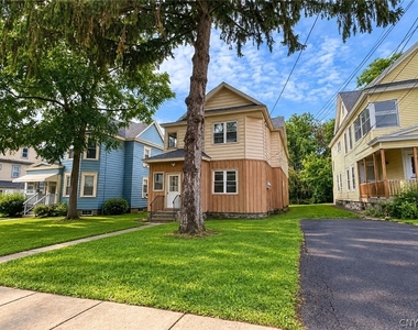 416 Hamilton Street - Photo Thumbnail 8