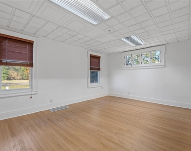 4914 W Seneca - Photo Thumbnail 12