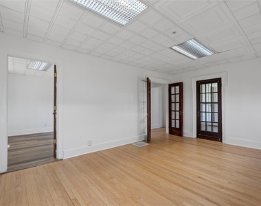 4914 W Seneca - Photo Thumbnail 14