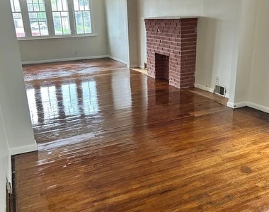 380 Colvin Avenue - Photo Thumbnail 2