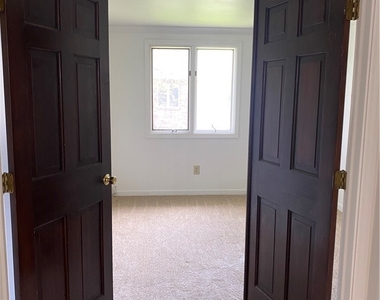 4595 Chestnut Ridge Road - Photo Thumbnail 13