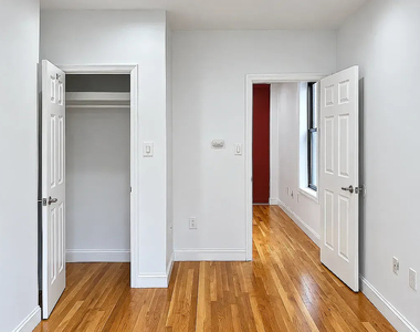 330 Lewis Avenue - Photo Thumbnail 3