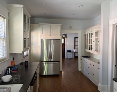 748 Greenwood Avenue - Photo Thumbnail 4