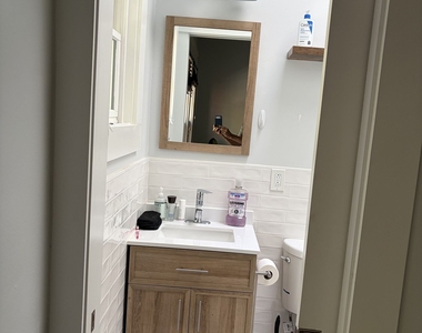 748 Greenwood Avenue - Photo Thumbnail 12