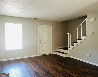 605 Wilburn Avenue - Photo Thumbnail 4