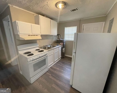 3620 Earl Street - Photo Thumbnail 2