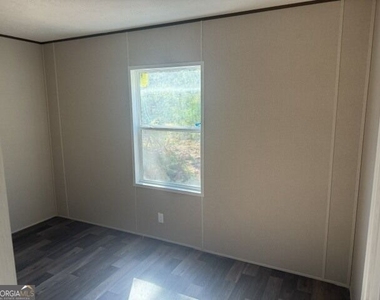 3553 Cokesbury Hwy - Photo Thumbnail 5