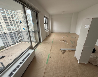 East 64th Street - Photo Thumbnail 19