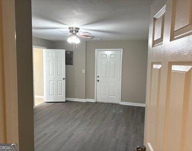 2797 Northwood Court Sw - Photo Thumbnail 12