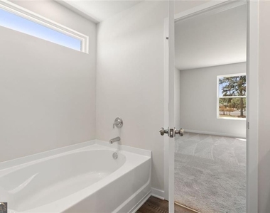 308 Earnshaw Avenue - Photo Thumbnail 11