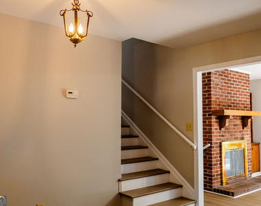 1100 Dunlap Road Ne - Photo Thumbnail 4