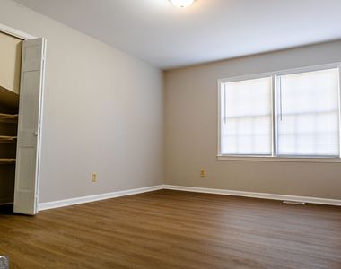 1100 Dunlap Road Ne - Photo Thumbnail 13