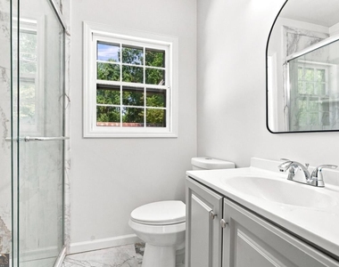 1368 Scott Boulevard - Photo Thumbnail 12