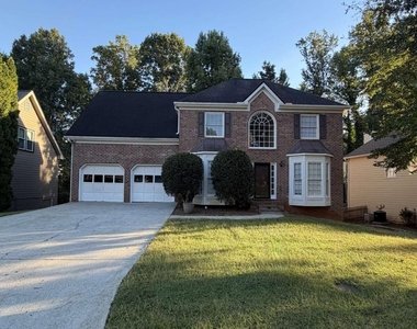 814 Michael Lee Way - Photo Thumbnail 7