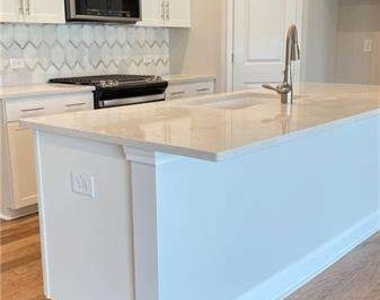 72 Riverclub Road - Photo Thumbnail 1