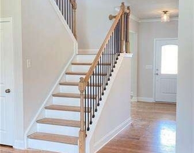 72 Riverclub Road - Photo Thumbnail 9