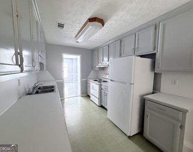 1986 Lou Drive Se - Photo Thumbnail 6
