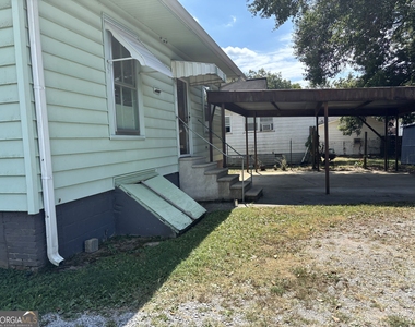 109 Newcomb Street - Photo Thumbnail 1