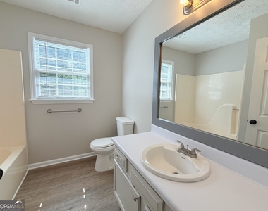 4007 Lindley Circle - Photo Thumbnail 17