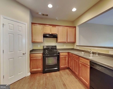 2823 Gower Way - Photo Thumbnail 5
