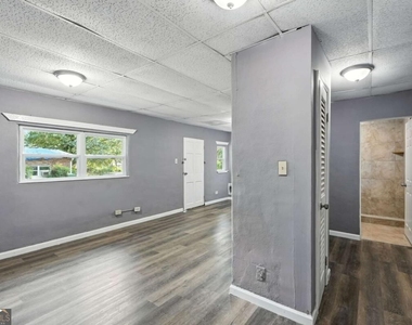 1527 Langston Avenue Sw - Photo Thumbnail 6