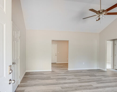 114 Lyla Lane - Photo Thumbnail 1
