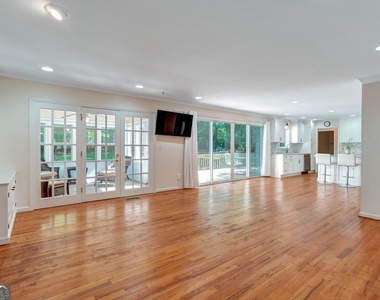 295 Oakmere Road - Photo Thumbnail 16