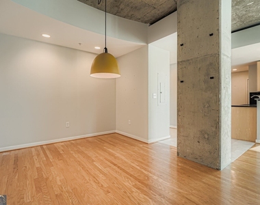 860 Peachtree Street - Photo Thumbnail 3