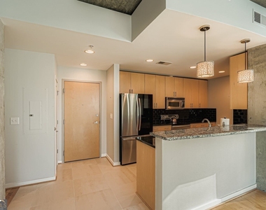 860 Peachtree Street - Photo Thumbnail 24