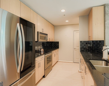 860 Peachtree Street - Photo Thumbnail 6