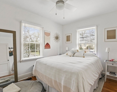 335 Ponce De Leon Place - Photo Thumbnail 4