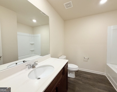 100 Foley Drive - Photo Thumbnail 17