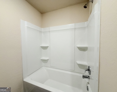 100 Foley Drive - Photo Thumbnail 18