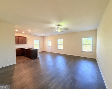 100 Foley Drive - Photo Thumbnail 1