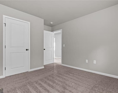 891 Walnut Woods Drive - Photo Thumbnail 33