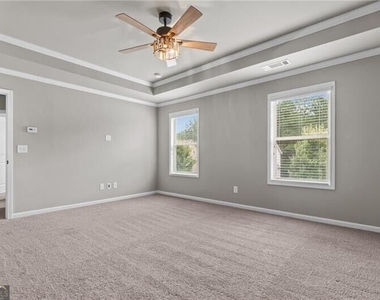 891 Walnut Woods Drive - Photo Thumbnail 25