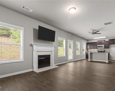 891 Walnut Woods Drive - Photo Thumbnail 17