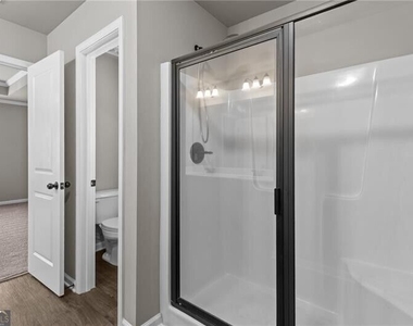 891 Walnut Woods Drive - Photo Thumbnail 27