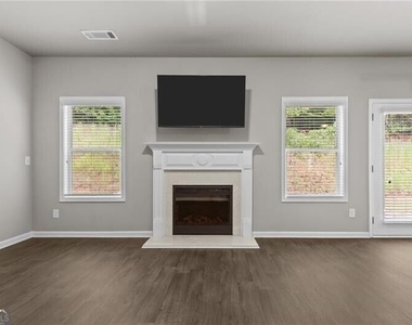 891 Walnut Woods Drive - Photo Thumbnail 16