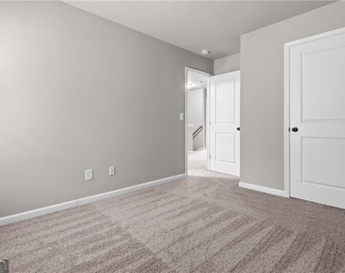 891 Walnut Woods Drive - Photo Thumbnail 35