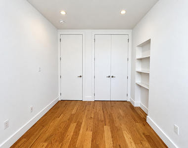 115 Carlton Avenue - Photo Thumbnail 5