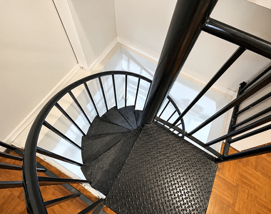 325 East 89th Street - Photo Thumbnail 5
