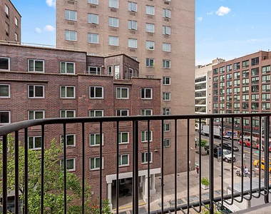 201 East 12th Street - Photo Thumbnail 1