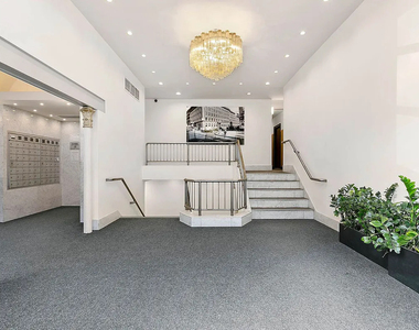 201 East 12th Street - Photo Thumbnail 7
