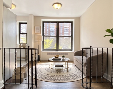 3111 Broadway - Photo Thumbnail 2