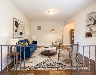 3111 Broadway - Photo Thumbnail 1