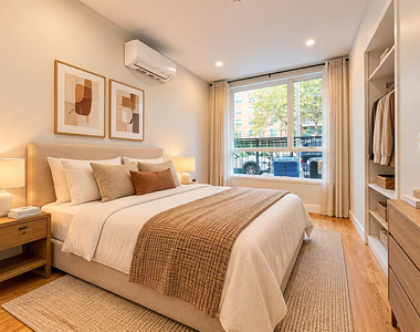 92 Manhattan Avenue - Photo Thumbnail 5
