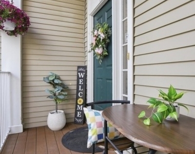 37 Woodmont Dr - Photo Thumbnail 3