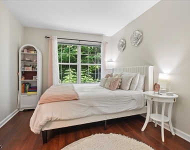 37 Woodmont Dr - Photo Thumbnail 39