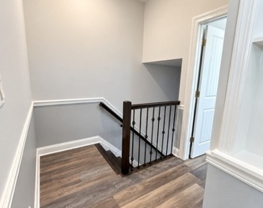 153 Main St - Photo Thumbnail 7